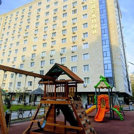 אלמטי Апартаменты В Центре, В Новом Доме חדר תמונה